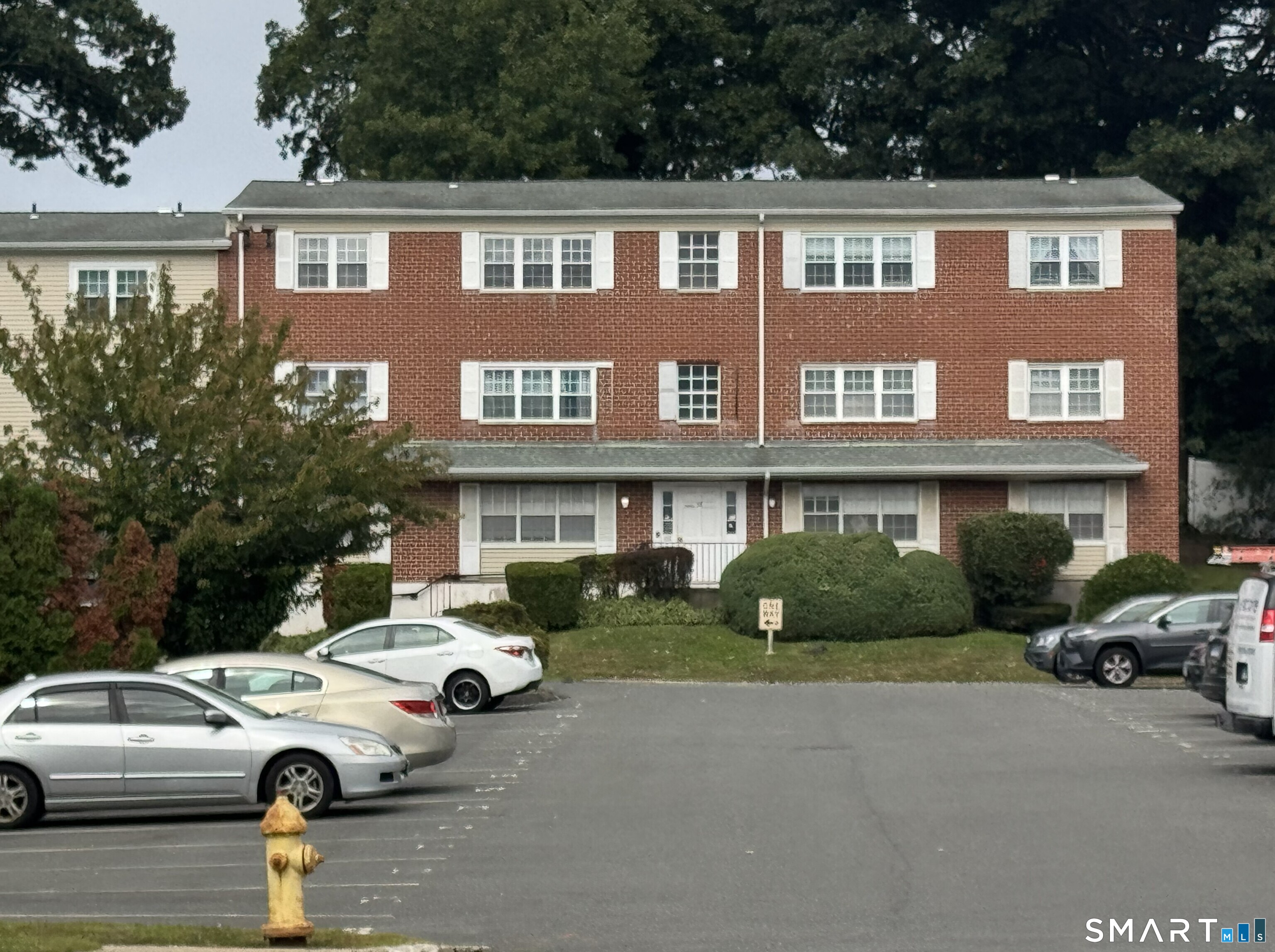 50 Greenhouse Road, Unit 58B Bridgeport, CT 06606 - Photo 1 of 15 Gallery Image 1