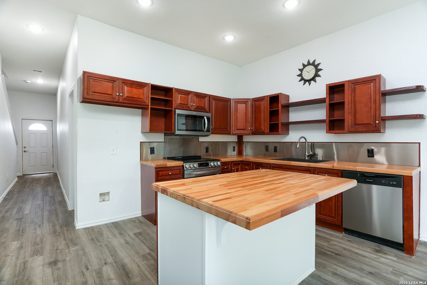 8611 Key Windy Way, Unit 2 Converse, TX 78109 - Photo 9 of 21