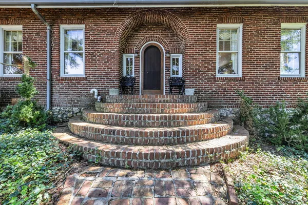 $1,450,000 | 680 South Crest Road, Chattanooga, TN 37404