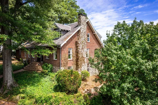 $1,450,000 | 680 South Crest Road, Chattanooga, TN 37404