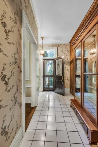 $1,650,000 | 680 South Crest Road, Chattanooga, TN 37404