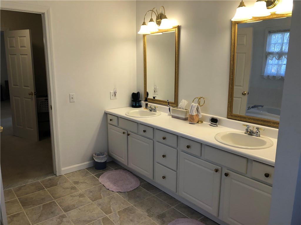 4 Spring House Lane Cumberland, RI 02864 - Photo 36 of 48 Gallery Image 36