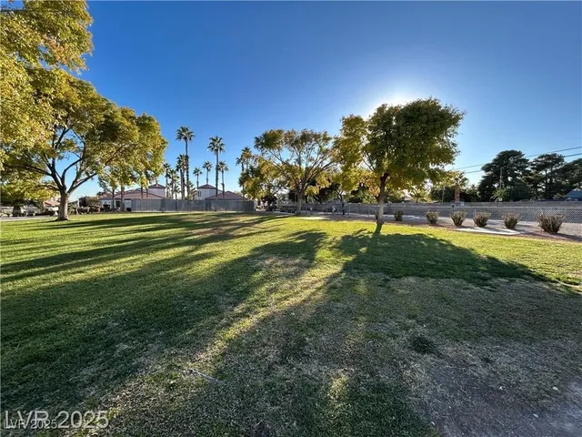 $1,195 | 3318 North Decatur Boulevard, Unit 2109, Las Vegas, NV 89130