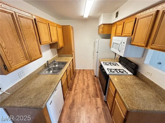 $1,195 | 3318 North Decatur Boulevard, Unit 2109, Las Vegas, NV 89130