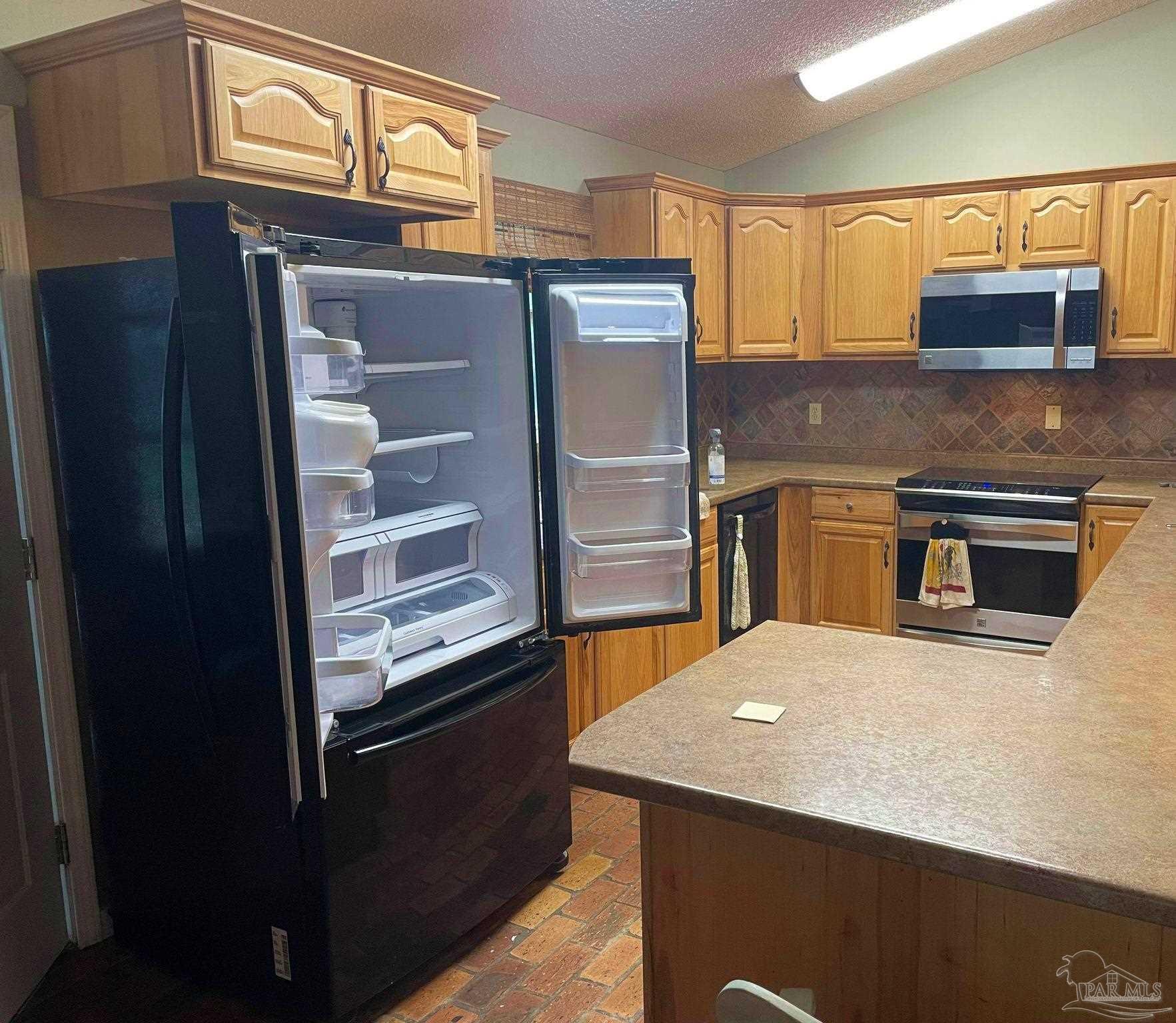 7406 Hidden Valley Road Pensacola, FL 32526 - Photo 8 of 46 Gallery Image 8