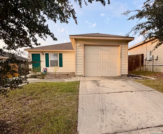 $1,495 | 11219 Pecan Canyon, San Antonio, TX 78252