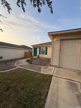 $1,495 | 11219 Pecan Canyon, San Antonio, TX 78252