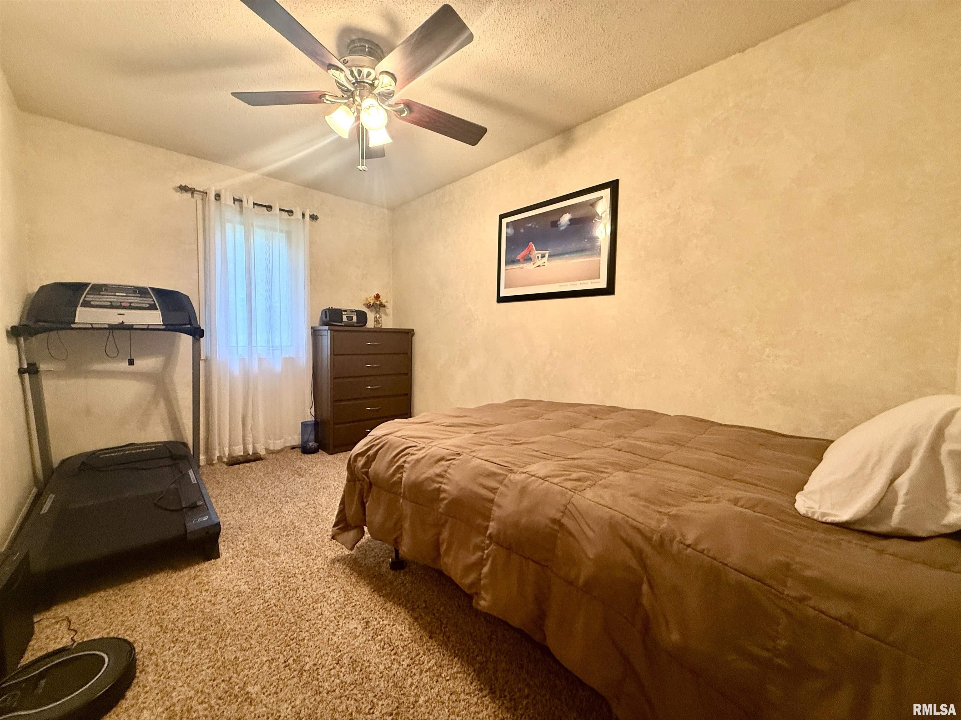 5248 Carlton Drive Springfield, IL 62703 - Photo 13 of 17