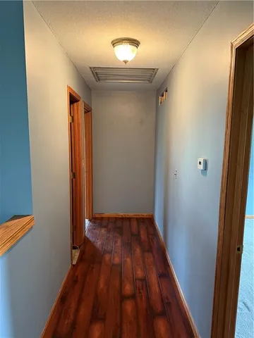 $239,000 | 1011 North Arrowhead Drive, Burlington, KS 66839