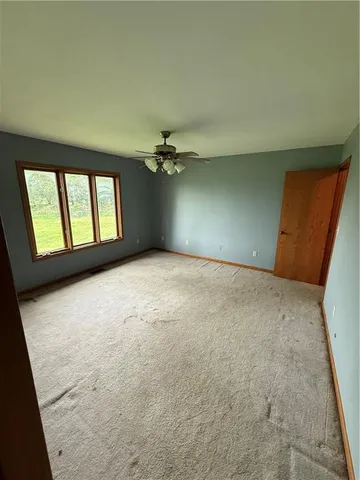 $239,000 | 1011 North Arrowhead Drive, Burlington, KS 66839