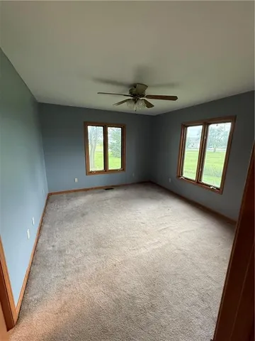 $239,000 | 1011 North Arrowhead Drive, Burlington, KS 66839