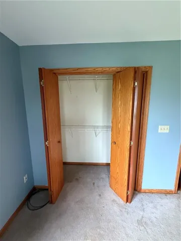 $239,000 | 1011 North Arrowhead Drive, Burlington, KS 66839