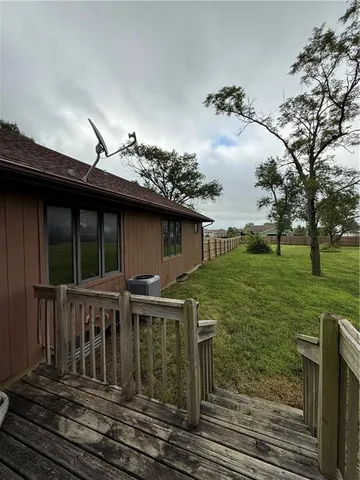 $239,000 | 1011 North Arrowhead Drive, Burlington, KS 66839