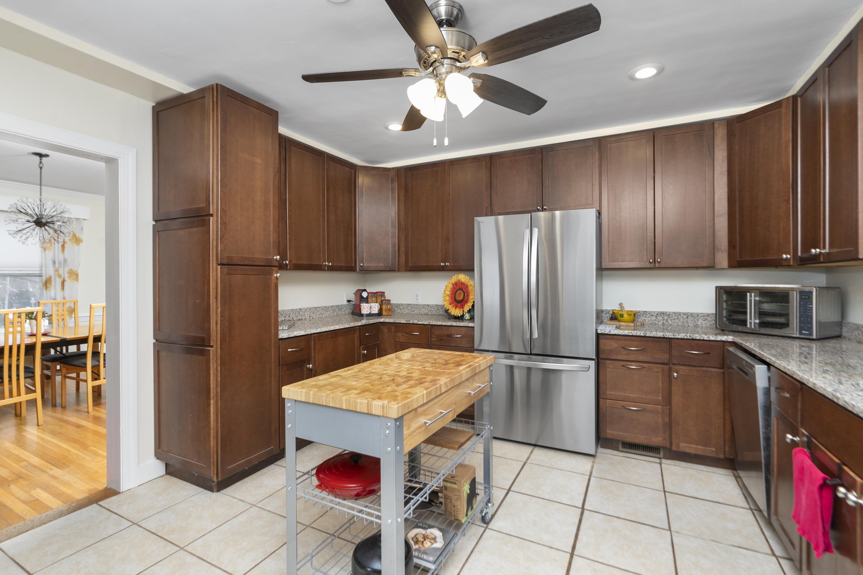 528 Locust Avenue Waynesboro, VA 22980 - Photo 21 of 47