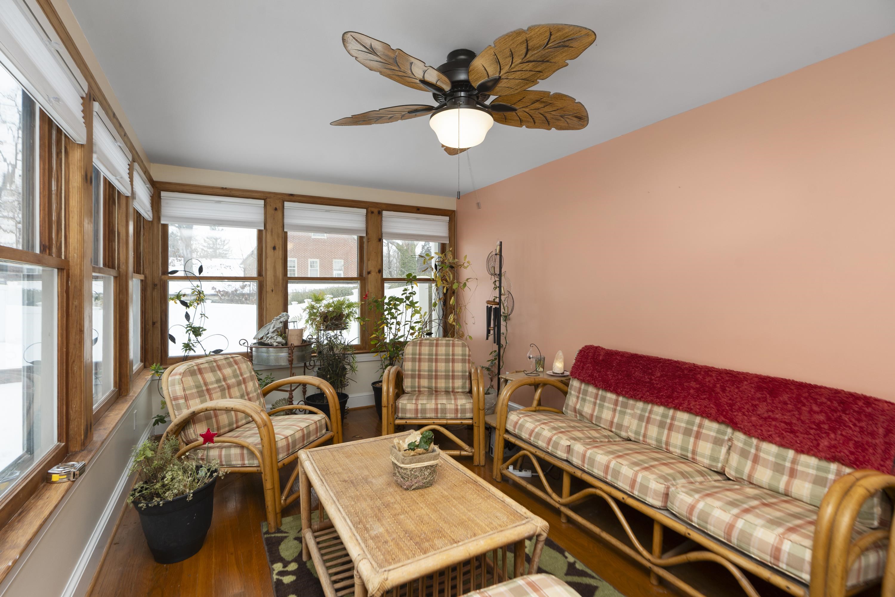 528 Locust Avenue Waynesboro, VA 22980 - Photo 28 of 47