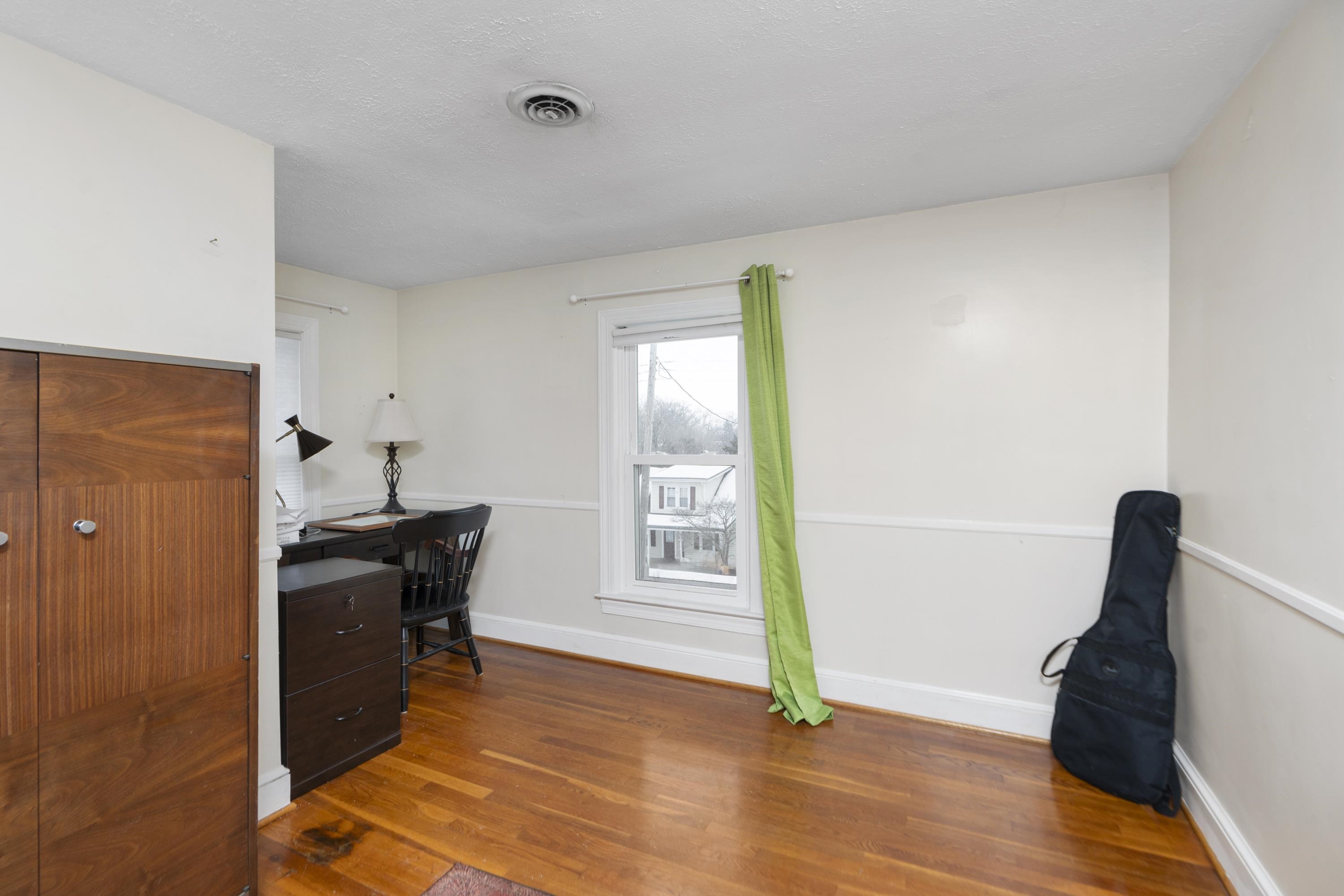 528 Locust Avenue Waynesboro, VA 22980 - Photo 32 of 47