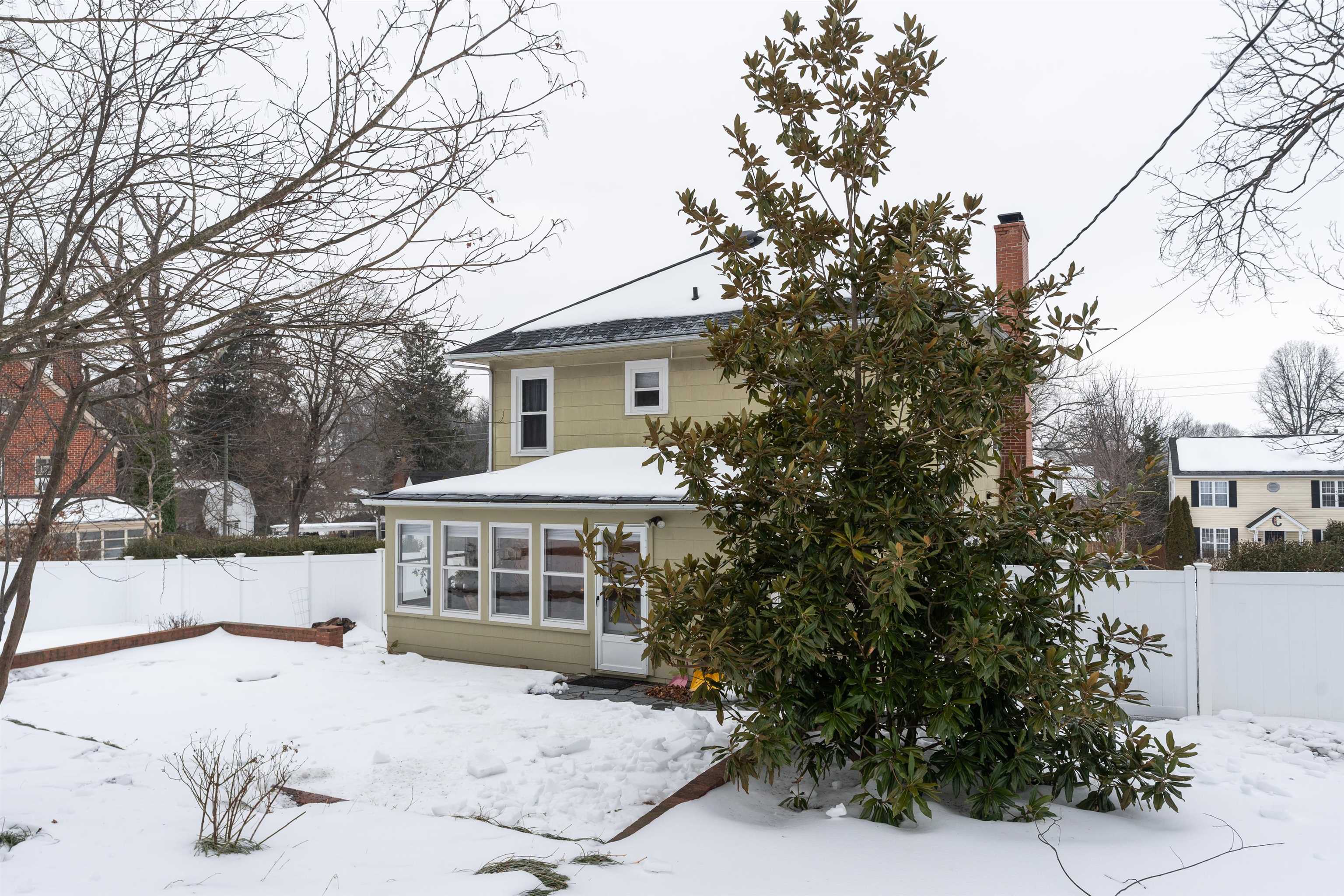 528 Locust Avenue Waynesboro, VA 22980 - Photo 45 of 47