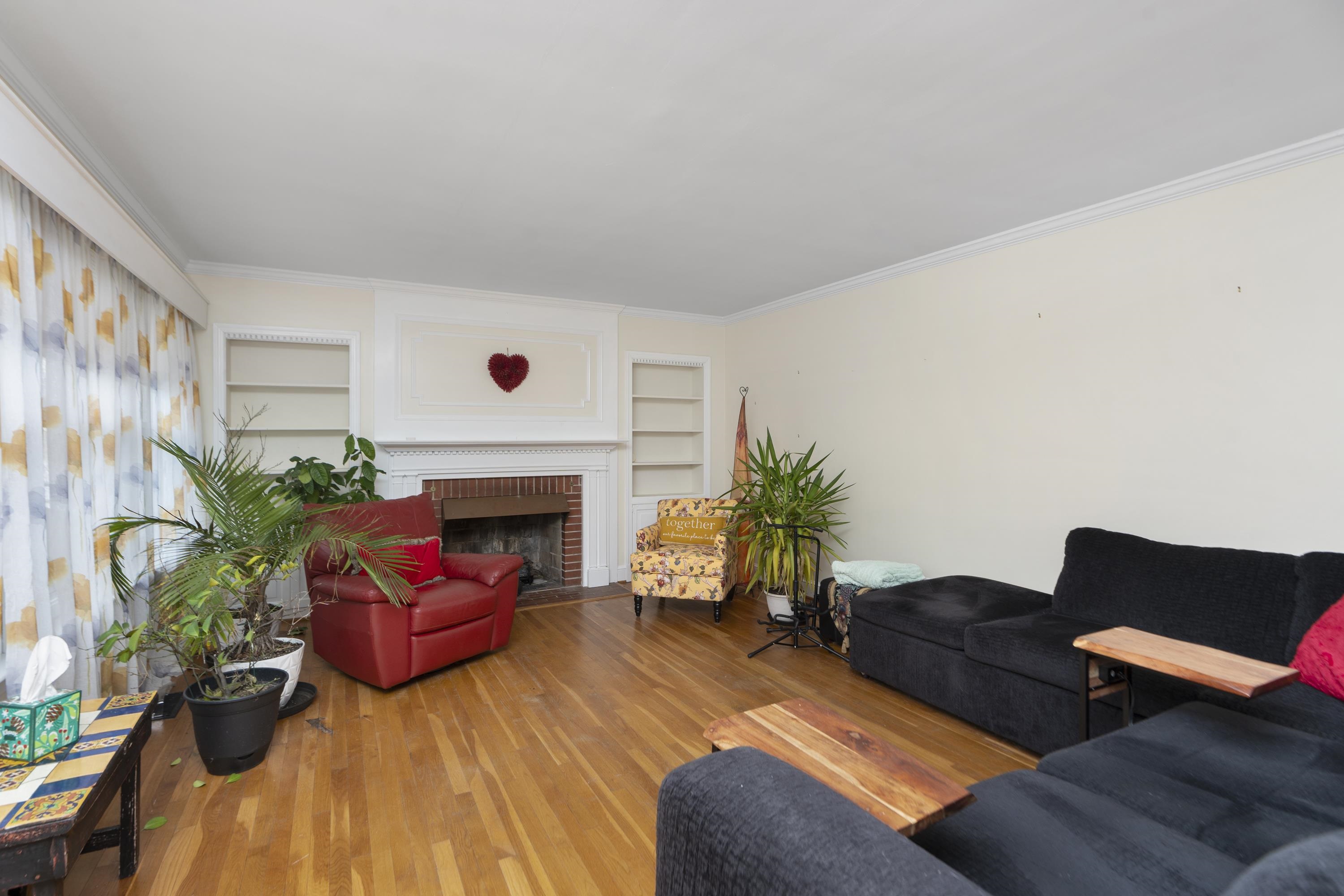 528 Locust Avenue Waynesboro, VA 22980 - Photo 10 of 47