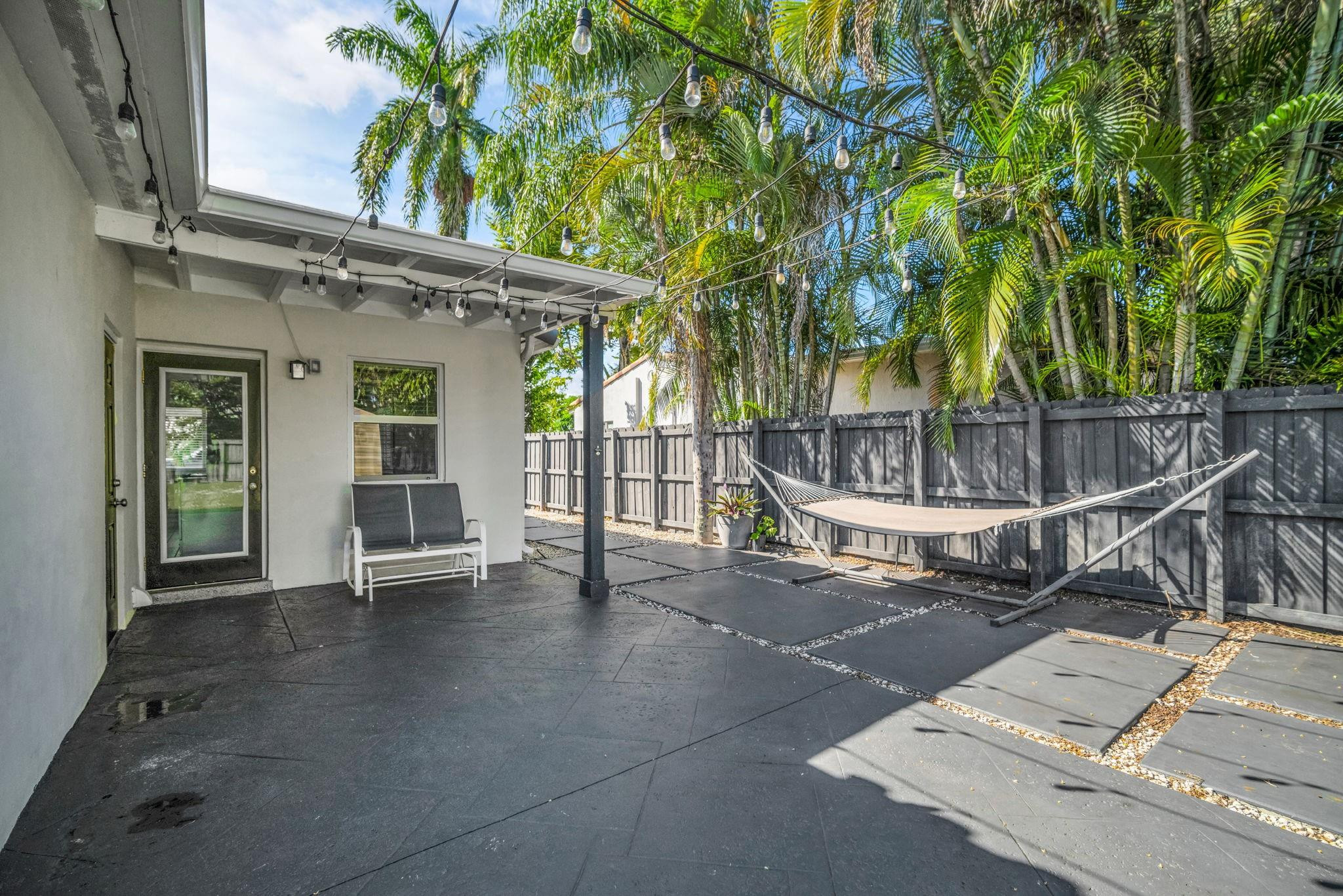915 North 31st Road Hollywood, FL 33021 - Photo 31 of 45 Photo 31