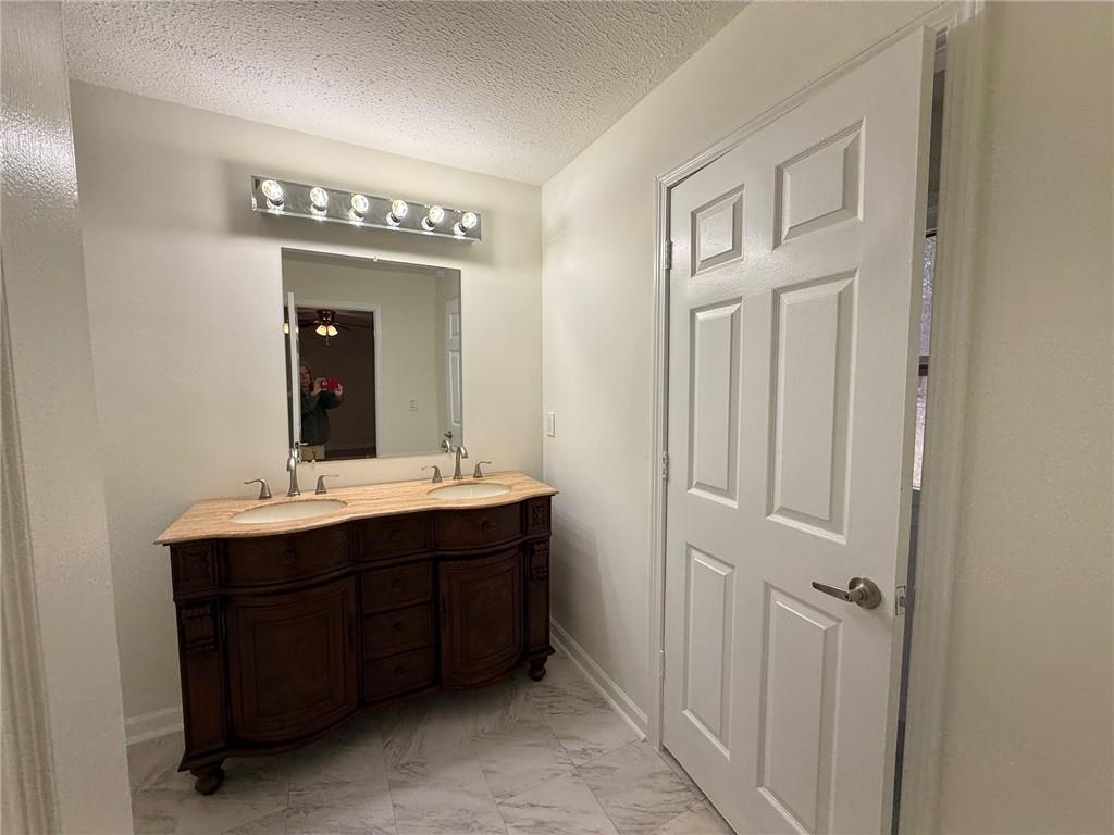 4755 Towanda Circle Atlanta, GA 30349 - Photo 31 of 42