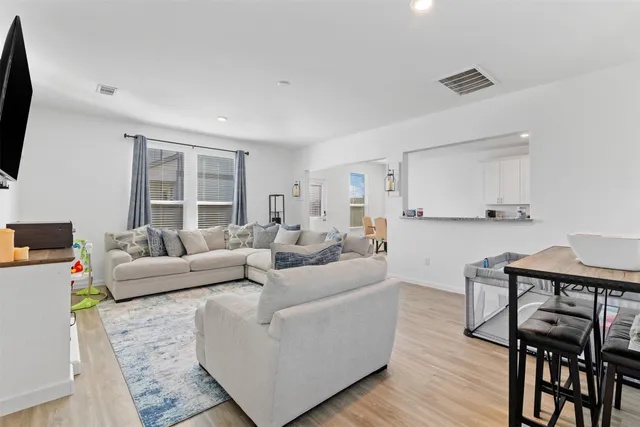 $2,225 | 19326 Sandy Woods Drive, Tomball, TX 77375