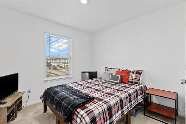 $2,225 | 19326 Sandy Woods Drive, Tomball, TX 77375