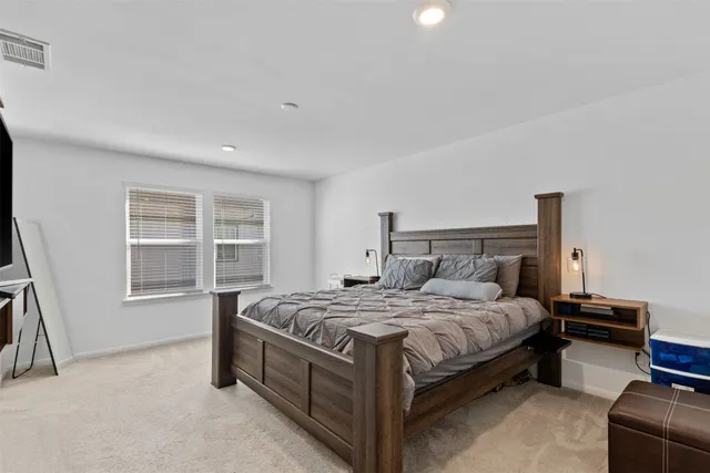 $2,225 | 19326 Sandy Woods Drive, Tomball, TX 77375