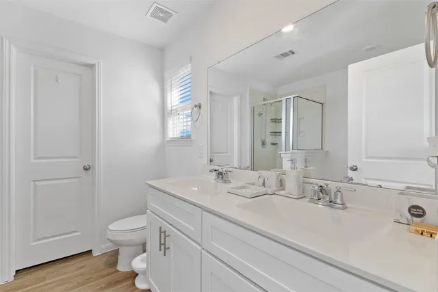 $2,225 | 19326 Sandy Woods Drive, Tomball, TX 77375