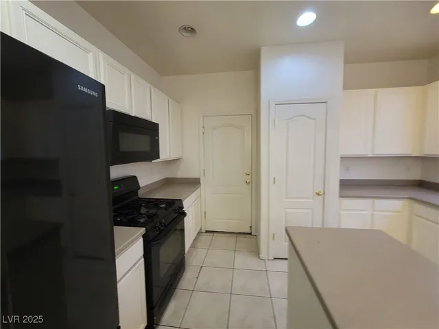 $1,800 | 8930 Partridge Hill Street, Las Vegas, NV 89148