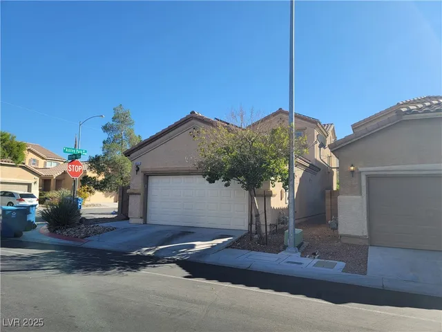 $1,800 | 8930 Partridge Hill Street, Las Vegas, NV 89148