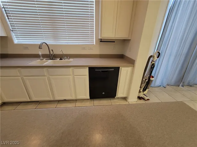 $1,800 | 8930 Partridge Hill Street, Las Vegas, NV 89148