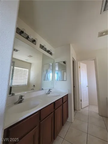 $1,800 | 8930 Partridge Hill Street, Las Vegas, NV 89148