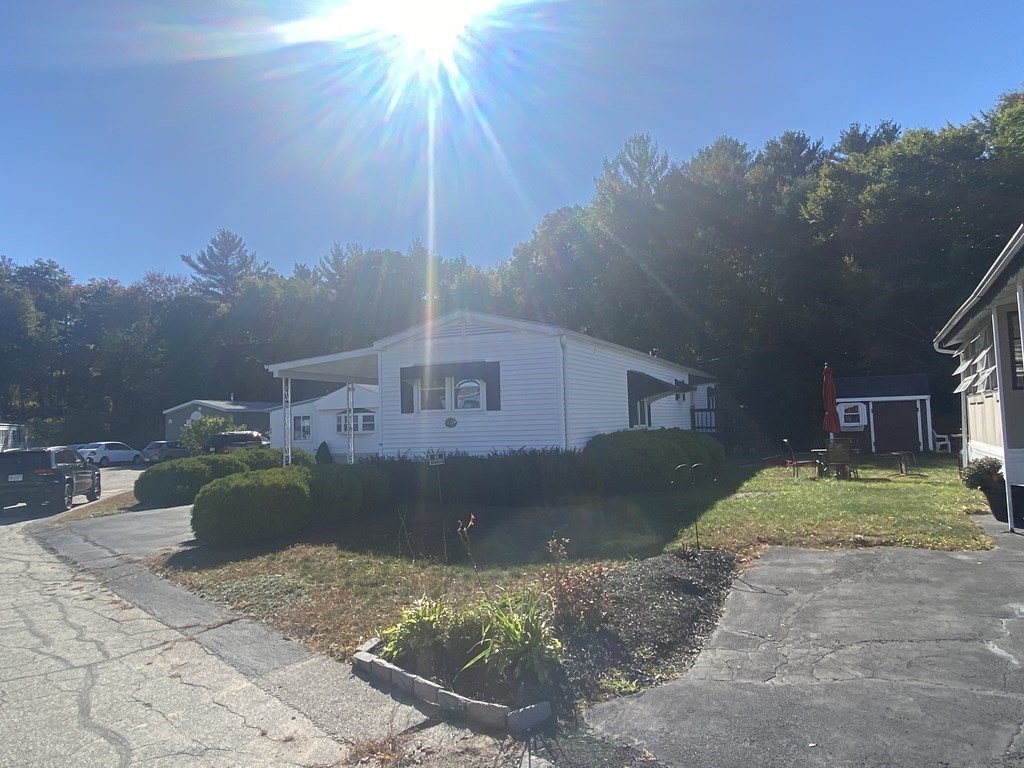 31 Hickory Road Taunton, MA 02780 - Photo 3 of 23 Gallery Image 3