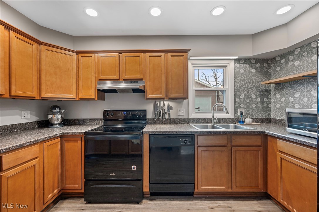 1369 Ford Road Lyndhurst, OH 44124 - Photo 12 of 40