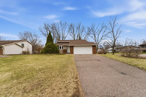 $339,900 | 1533 79th Avenue North, Brooklyn Park, MN 55444