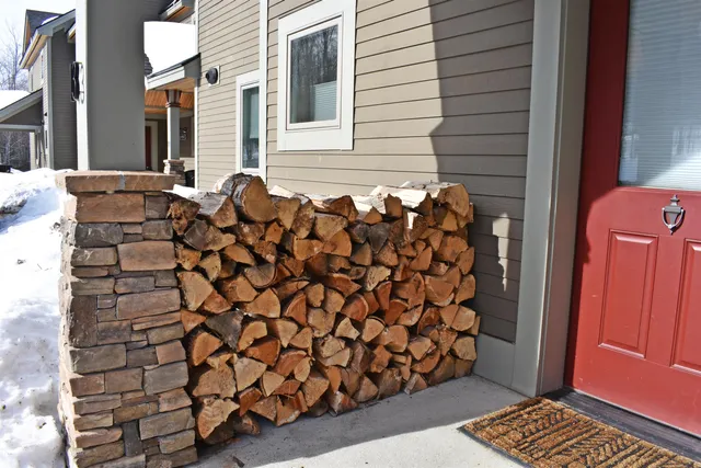 $879,000 | 369 Bear Path Lane, Unit 30, Burke, VT 05832