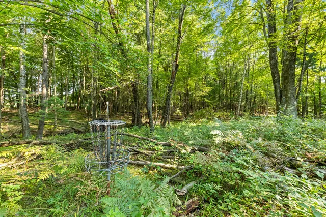 $179,900 | 4201 East 20th Street, White Cloud, MI 49349