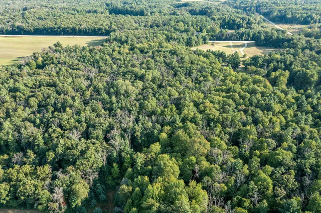 $179,900 | 4201 East 20th Street, White Cloud, MI 49349