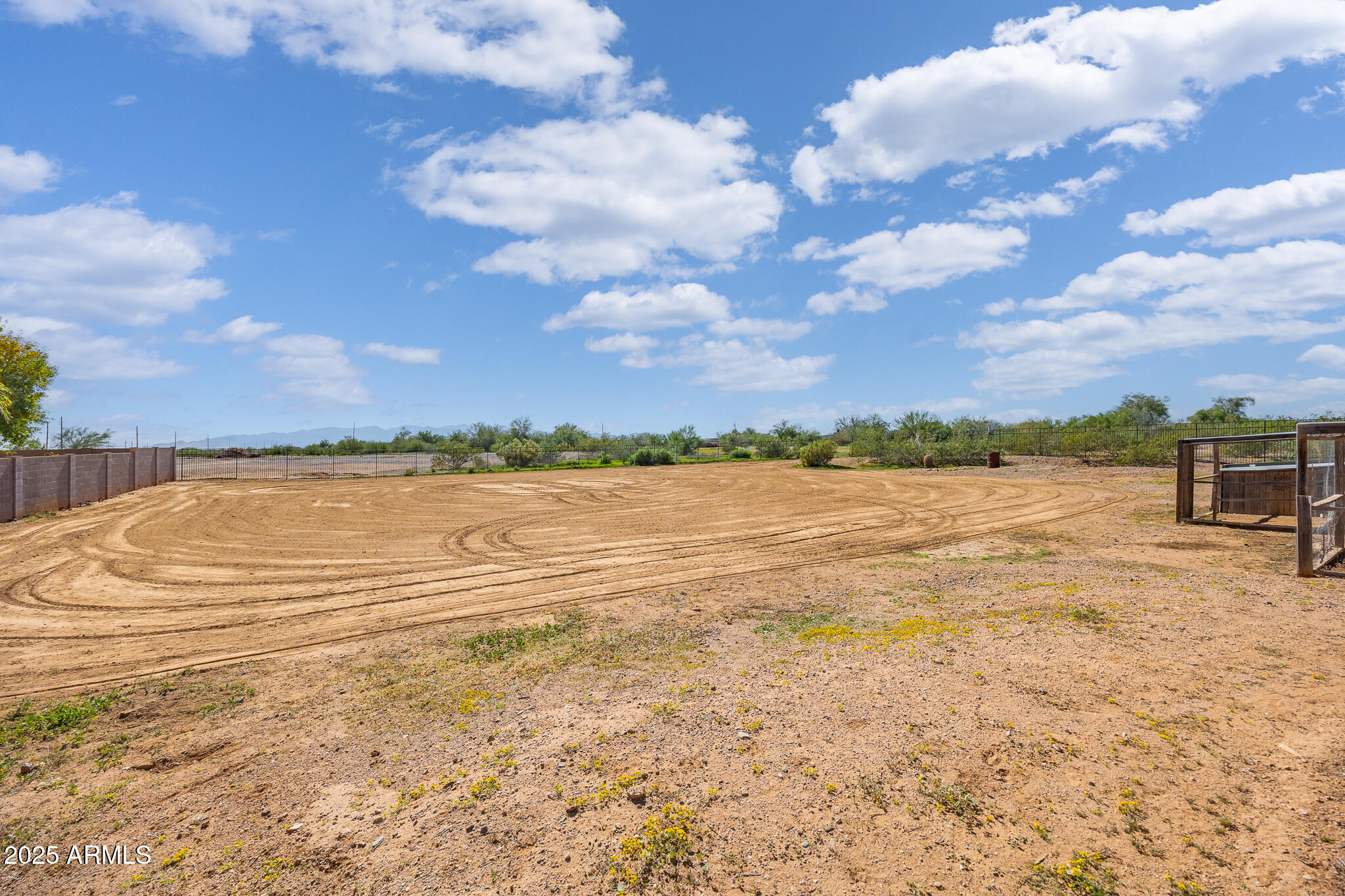 30826 North Crozier Road Wittmann, AZ 85361 - Photo 61 of 65 a view of an ocean