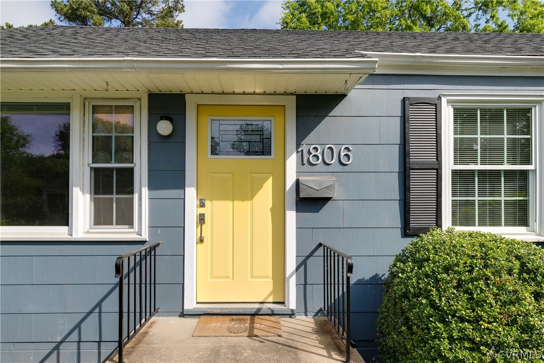 1806 Newman Road Richmond, VA 23231 - Photo 4 of 41 Gallery Image 4