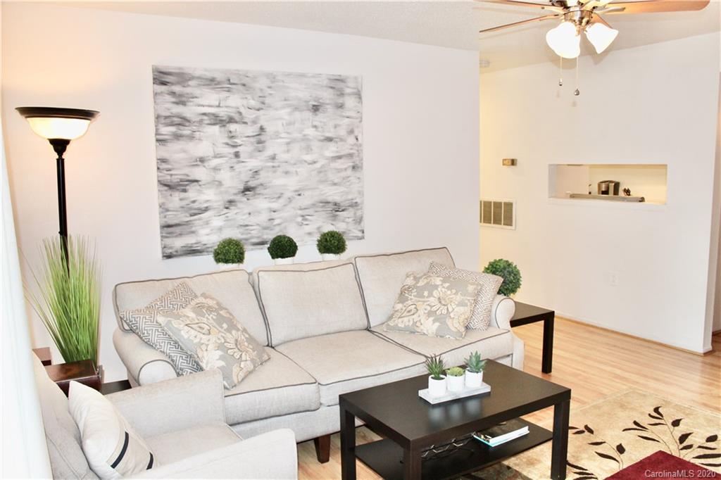 4912 Sardis Road, Unit C Charlotte, NC 28270 - Photo 2 of 21 Gallery Image 2