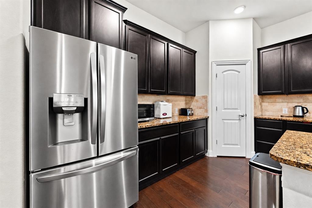 16313 Brayton Road Frisco, TX 75036 - Photo 9 of 20 Gallery Image 9
