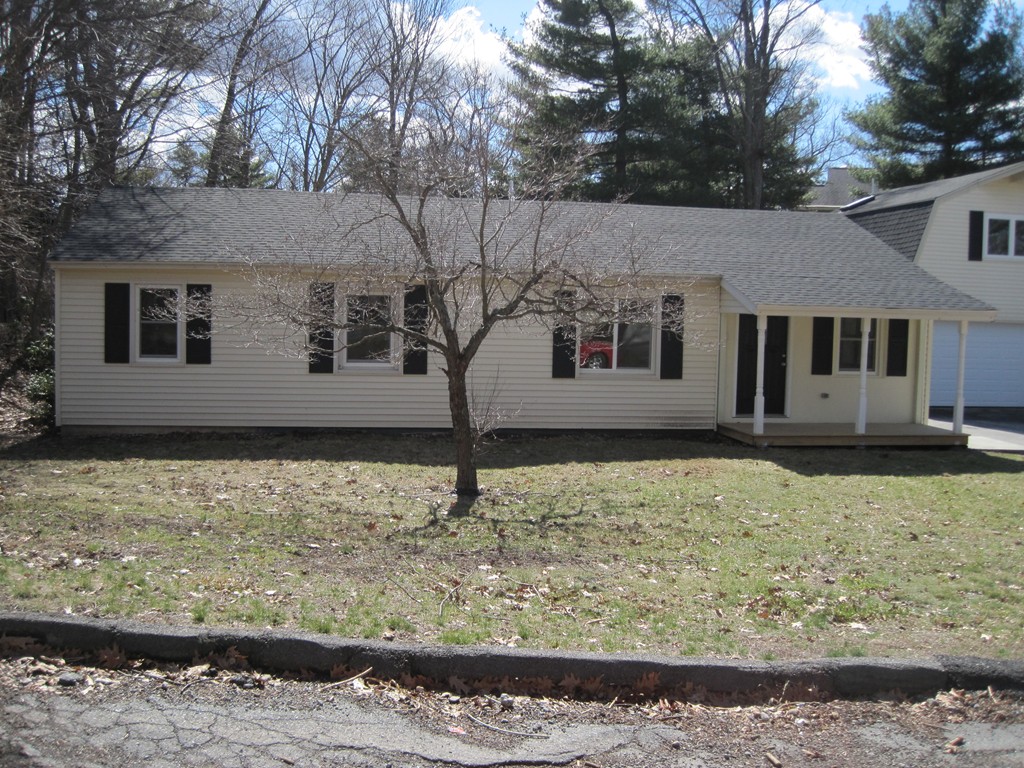 19 Inwood Road Auburn, MA 01501 - Photo 3 of 25 Gallery Image 3