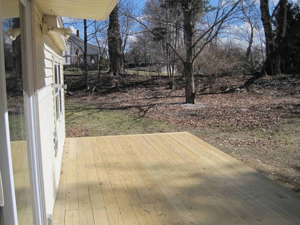 19 Inwood Road Auburn, MA 01501 - Photo 5 of 25 Gallery Image 5