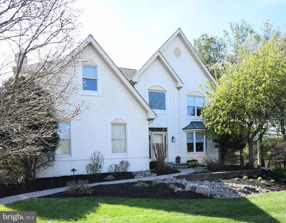 $975,000 | 27 Arabian Way, Holland, PA 18966