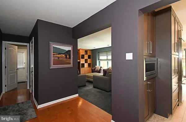 $975,000 | 27 Arabian Way, Holland, PA 18966