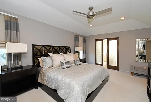 $975,000 | 27 Arabian Way, Holland, PA 18966