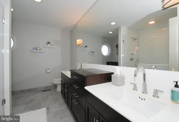 $975,000 | 27 Arabian Way, Holland, PA 18966