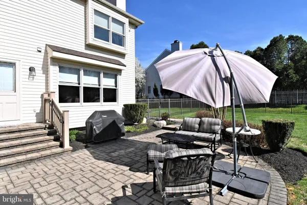 $975,000 | 27 Arabian Way, Holland, PA 18966