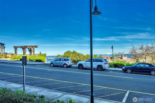$1,049,950 | 50 Pine Street, Unit 105, Edmonds, WA 98020